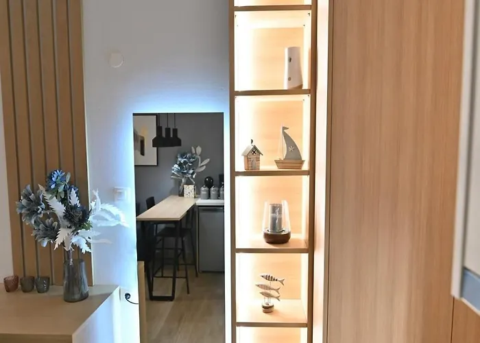 Efanton 1 Διαμέρισμα *